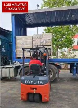 40FT TRAILER JANDA BAIK
