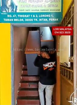 40FT TRAILER TAIPING