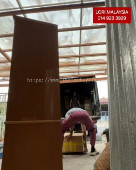 LORI BUANG BARANG BUKIT JALIL
