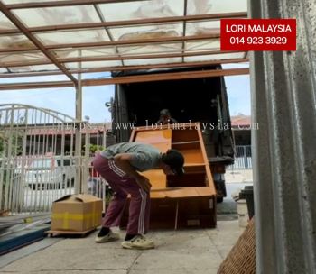 LORI BUANG BARANG CYBERJAYA