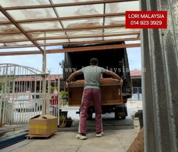 LORI BUANG BARANG DURIAN TUNGGAL