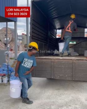 LORI BUANG BARANG KARAK
