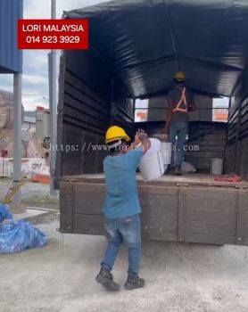 LORI BUANG BARANG KELANA JAYA