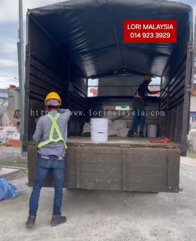 LORI BUANG BARANG KEPALA BATAS