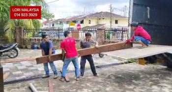 LORI BUANG BARANG SEBERANG PERAI