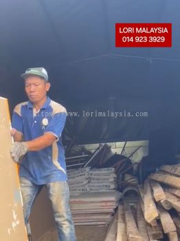 LORI BUANG BARANG SINTOK