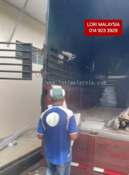 BUANG BARANG TERPAKAI ULU TIRAM