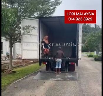 BUANG BARANG RUMAH PANTAI REMIS