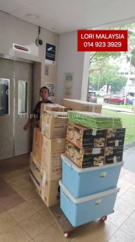 LORI ANGKAT BARANG AYER HITAM