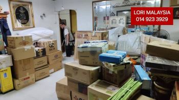 LORI ANGKAT BARANG BACHOK