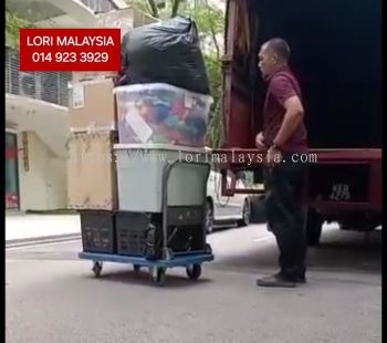 LORI ANGKAT BARANG BEMBAN
