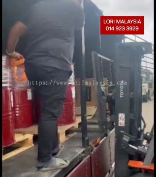 LORI ANGKAT BARANG GURUN