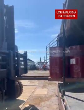LORI ANGKAT BARANG KUALA BERANG