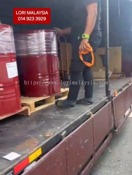 LORI ANGKAT BARANG KUALA NERANG