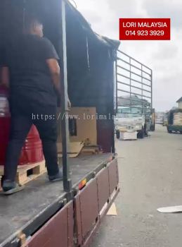 LORI ANGKAT BARANG MACHAP