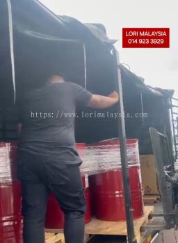 LORI ANGKAT BARANG MELAKA