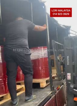 LORI ANGKAT BARANG MENGKARAK