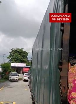 LORI ANGKAT BARANG NYALAS