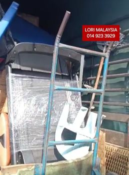 LORI ANGKAT BARANG PALOH
