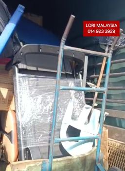 LORI ANGKAT BARANG PANDAMARAN