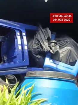 LORI ANGKAT BARANG PASIR GUDANG