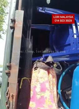 LORI ANGKAT BARANG PENGKALAN HULU