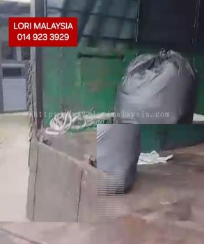 LORI ANGKAT BARANG TAIPING