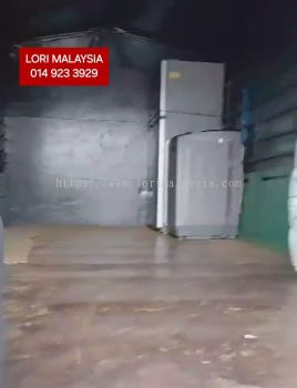 LORI ANGKAT BARANG TAMAN DAYA