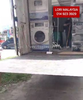 BUANG PERABOT BALIK PULAU