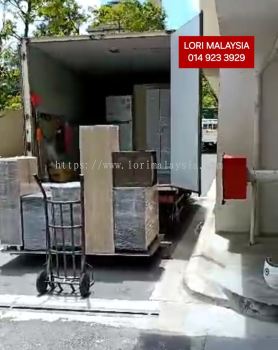 BUANG PERABOT MENGKARAK