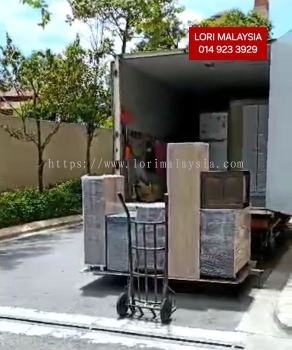 BUANG PERABOT PAKA