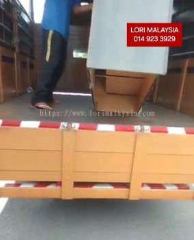 BUANG PERABOT SENGGARANG