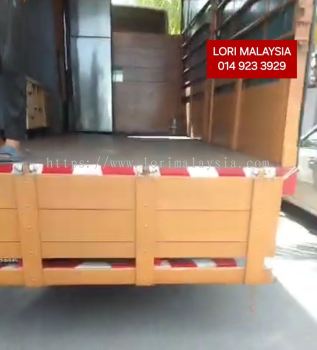 BUANG PERABOT TELUK INTAN