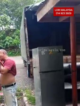 BUANG PERABOT RUMAH KAMPAR