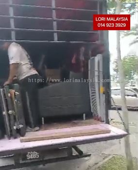 BUANG PERABOT RUMAH KERTEH