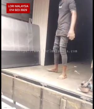 BUANG PERABOT RUMAH KUKUP