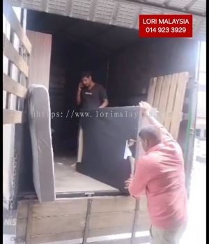 BUANG PERABOT RUMAH LAYANG-LAYANG