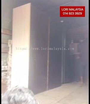 BUANG PERABOT RUMAH LUKUT