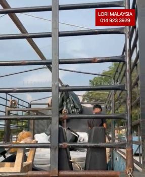 BUANG PERABOT RUMAH MELOR