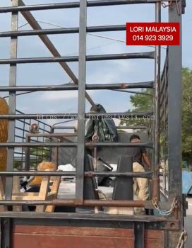 BUANG PERABOT RUMAH MENGKARAK