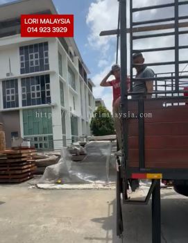 BUANG PERABOT RUMAH PALOH