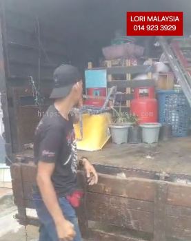 BUANG PERABOT RUMAH SEMABOK