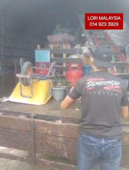 BUANG PERABOT RUMAH SEMANGGOL