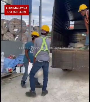BUANG PERABOT RUMAH TONGKANG PECHAH