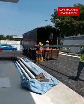 BUANG PERABOT PEJABAT LURAH BILUT