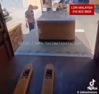 KHIDMAT LUPUS BARANG BATU GAJAH