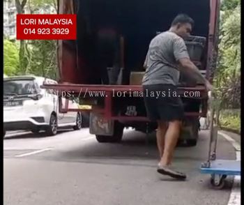 LORRY REMOVAL SERVICE BATU ARANG