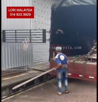 17FT LORRY RENTAL SINGAPORE TO BUKIT RAMBAI