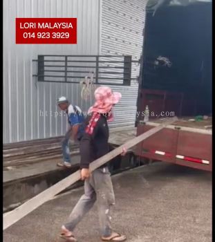 17FT LORRY RENTAL SINGAPORE TO CHENOR