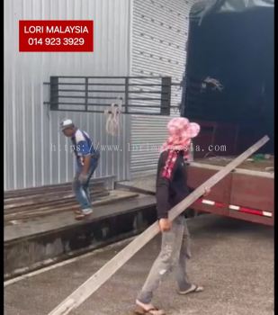 17FT LORRY RENTAL SINGAPORE TO ISKANDAR PUTERI